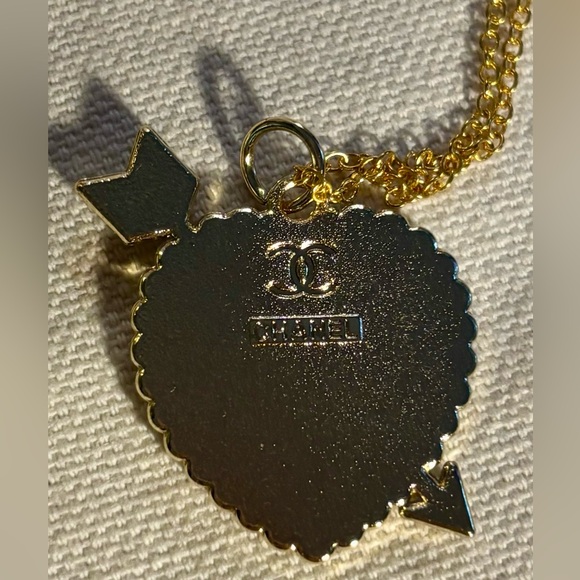 Upcycled Luxe & Handmake ❤️‍🔥 - Picture 4 of 17